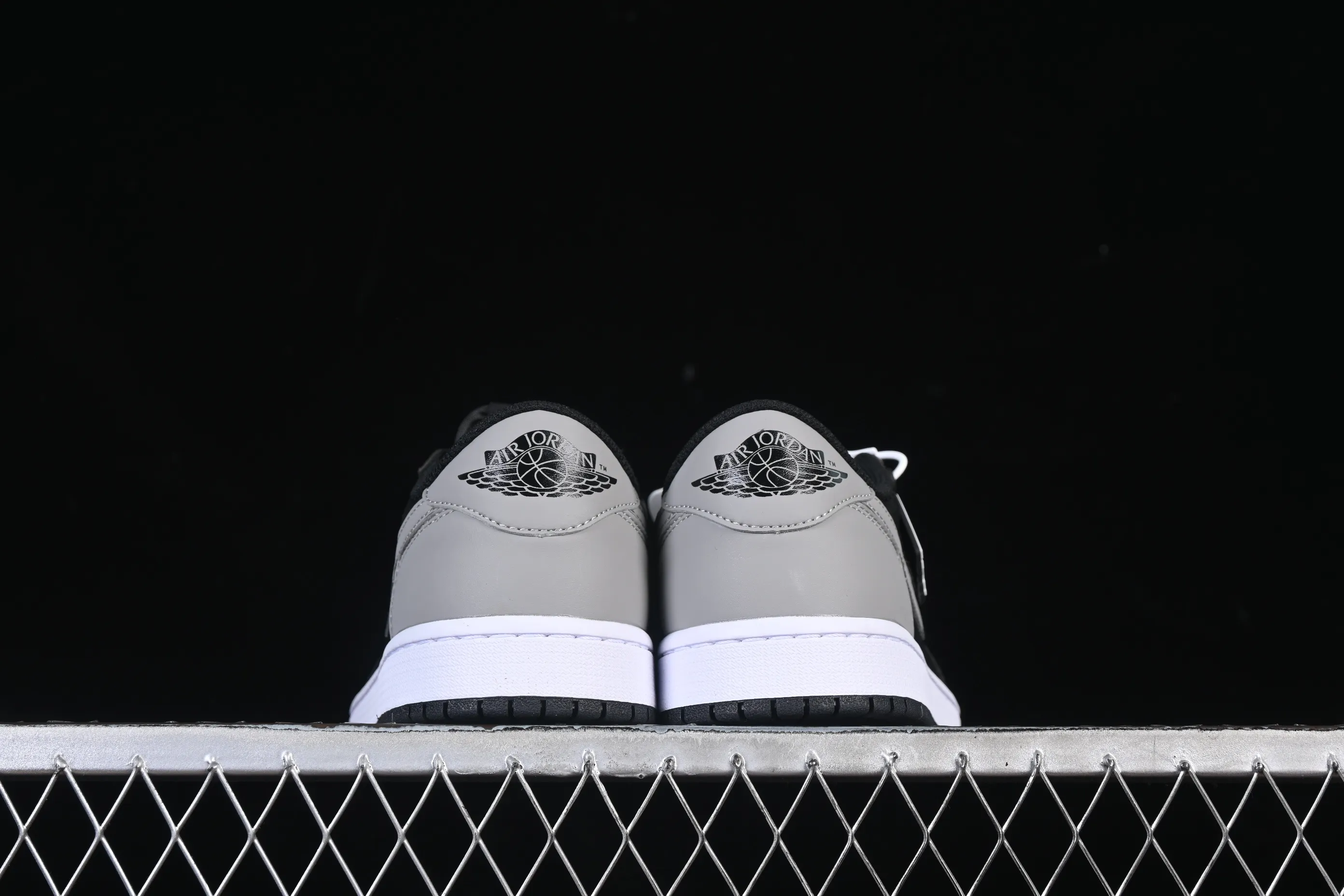 All categories Air Jordan Jordan series basketball shoes Air Jordan 1 Low Air Jordan 1 Low OG "Shadow" AJ1 Joe 1 shadow gray low-top cultural casual sneakers CZ0790-003
